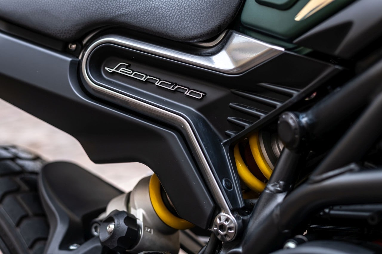 Benelli Leoncino 800 VS CFMOTO 700CL-X Heritage: prova a prendermi!